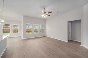 12983 Skyline Dr, Willis, TX 77318 - Photo 8