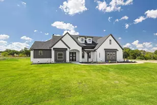 5009 Glenoaks Ct, Weatherford, TX 76088 - Photo 2