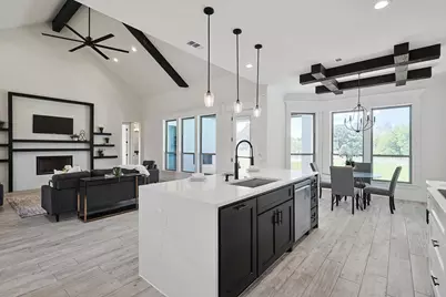 5009 Glenoaks Court, Weatherford, TX 76088 - Photo 14