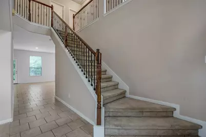 75 N Spinning Wheel Circle, The Woodlands, TX 77382 - Photo 4