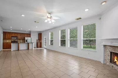 75 N Spinning Wheel Circle, The Woodlands, TX 77382 - Photo 8