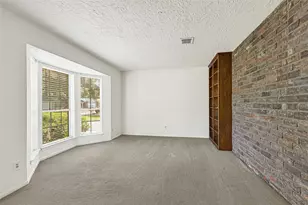 414 E Lambuth Ln, Deer Park, TX 77536 - Photo 6