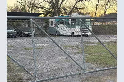 330 Connecticut Street, Houston, TX 77029 - Photo 2