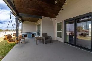 111 Fosters Branch Dr, Schulenburg, TX 78956 - Photo 30