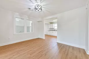 1014 49th St, Galveston, TX 77551 - Photo 16