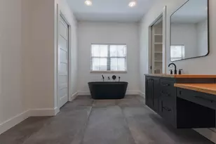 2901 Shady Ln, Webster, TX 77598 - Photo 28
