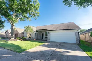 16039 Surrey Woods Dr, Friendswood, TX 77546 - Photo 22