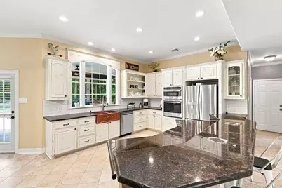 7210 Pine Drive, Alvin, TX 77511 - Photo 12