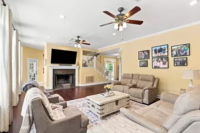 7210 Pine Drive, Alvin, TX 77511 - Photo 10