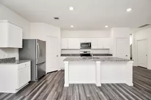 7802 Hightree Dr, Houston, TX 77049 - Photo 4