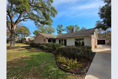 11219 Valley Spring Drive, Houston, TX 77043 - Photo 24