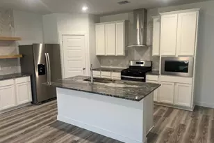 10519 Hadley Pk Trl, Houston, TX 77051 - Photo 4