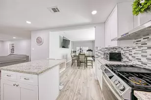 11907 Hedgegate Dr, Houston, TX 77065 - Photo 6