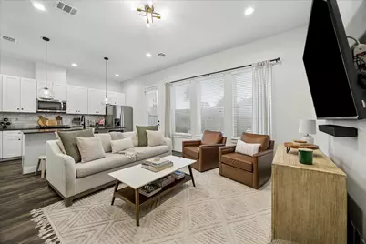5709 White Magnolia Street, Houston, TX 77091 - Photo 4