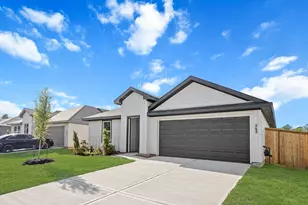 243 Golden Eagle, New Waverly, TX 77358 - Photo 2