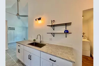 2413 Woodhead Street #C, Houston, TX 77019 - Photo 6