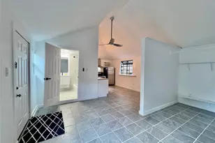 2413 Woodhead St, Houston, TX 77019 - Photo 8