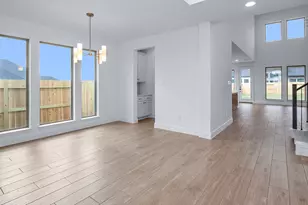 425 Lone Ranger Dr, Montgomery, TX 77316 - Photo 10