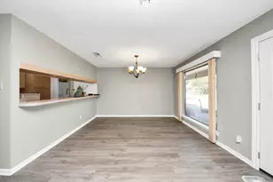 41 Champions Colony E, Houston, TX 77069 - Photo 12