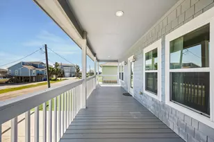 126 Driftwood Rd, Freeport, TX 77541 - Photo 4
