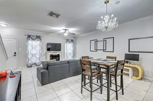 17421 Red Oak Dr, Houston, TX 77090 - Photo 4