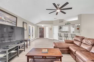 13707 Eastbourne Dr, Houston, TX 77034 - Photo 4