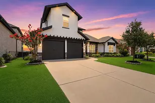 10719 Painted Crescent Ct, Cypress, TX 77433 - Photo 4