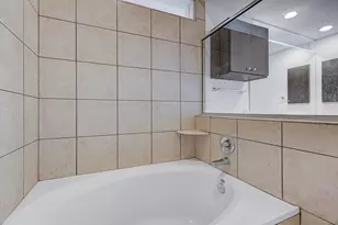 3028 Commerce St, Houston, TX 77003 - Photo 18