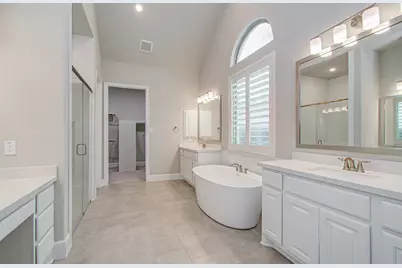 10015 Crescent Wood Drive, Missouri City, TX 77459 - Photo 28