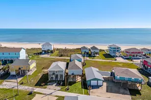 1840 Pompano Ln, Crystal Beach, TX 77650 - Photo 18