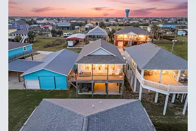1840 Pompano Lane, Crystal Beach, TX 77650 - Photo 2