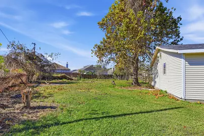 301 Brown Drive, Texas City, TX 77591 - Photo 20