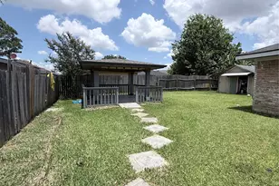 12214 Corona Ln, Houston, TX 77072 - Photo 10