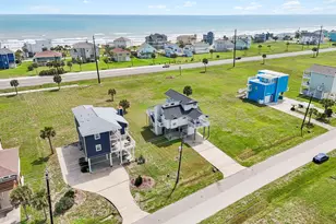 18423 Shaman Dr, Galveston, TX 77554 - Photo 48