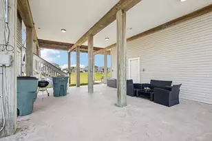 18423 Shaman Dr, Galveston, TX 77554 - Photo 32