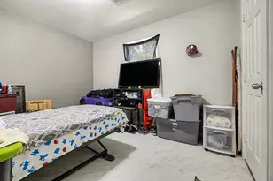 4421 Caplin St, Houston, TX 77026 - Photo 14