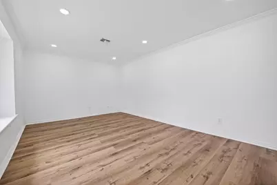 1123 Suwanee Lane, Houston, TX 77090 - Photo 14