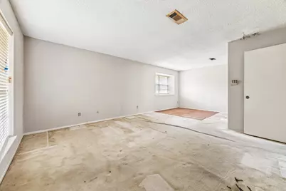 5864 Village Forest Court, Houston, TX 77092 - Photo 8
