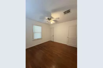 2011 33rd Street, Galveston, TX 77550 - Photo 6