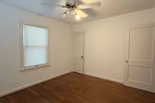2011 33rd St, Galveston, TX 77550 - Photo 6