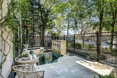 30 Hackberry Lane #A, Houston, TX 77027 - Photo 2