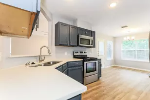 318 Lazy Ln, Montgomery, TX 77356 - Photo 8