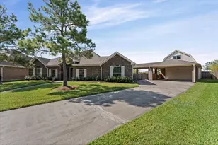 6806 Amistad Ct, Manvel, TX 77578 - Photo 10