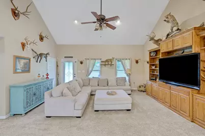 413 Barnett Lane, Livingston, TX 77351 - Photo 6