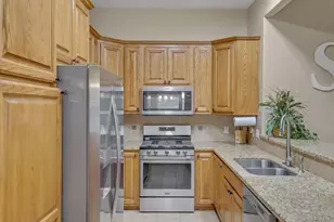 413 Barnett Ln, Livingston, TX 77351 - Photo 6