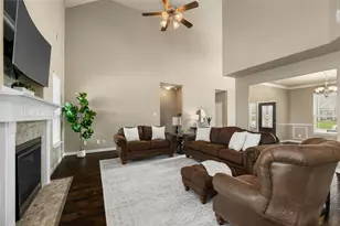 14407 Meadowlands Dr, Mont Belvieu, TX 77523 - Photo 10