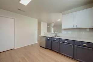 20807 Baronsledge Ln, Katy, TX 77449 - Photo 18