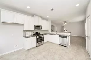2722 Star Sky Way, Houston, TX 77045 - Photo 8