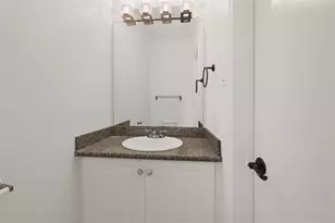 2860 Holly Hall St, Houston, TX 77054 - Photo 10