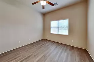 2313 Jefferson Crossing Dr, Conroe, TX 77304 - Photo 10
